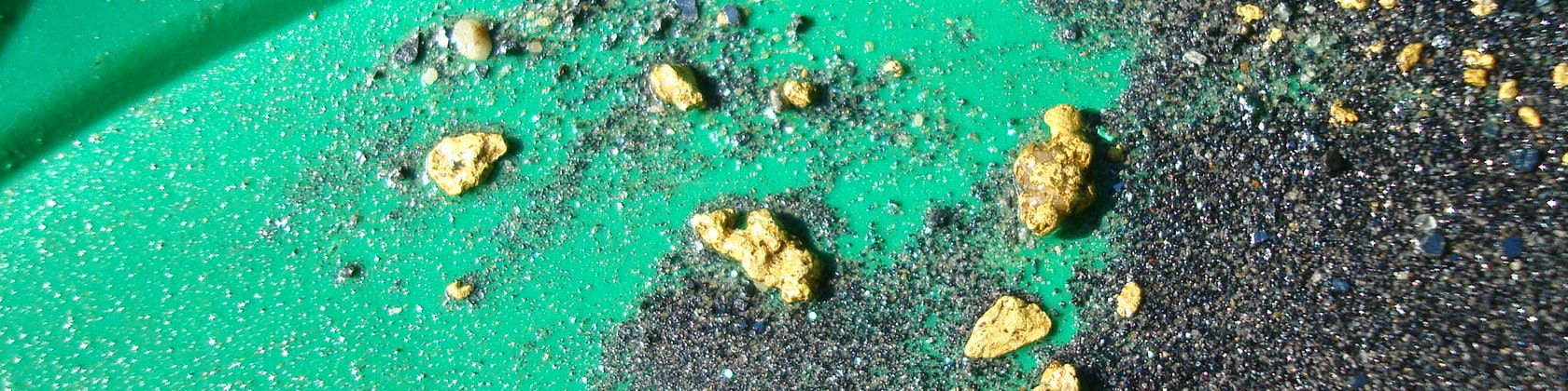 Goldnuggets gefunden von aurira GmbH